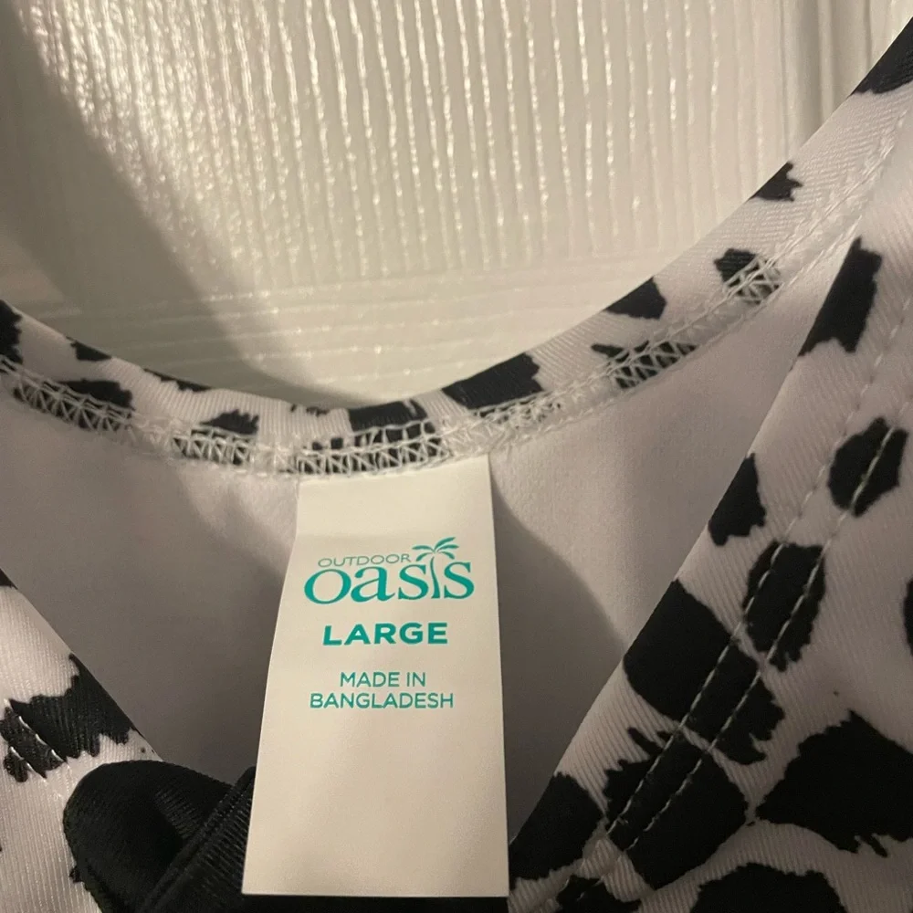 NWT Outdoor Oasis Animal Print Swimsuit